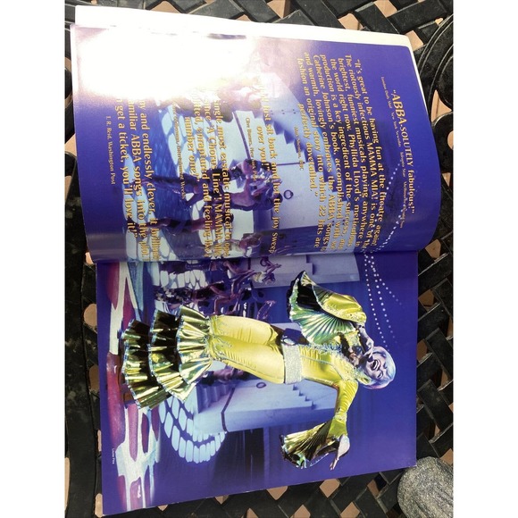 Play the Songs That Inspired Mamma Mia! (Vocal Selections) : Piano/Vocal/Chords - Picture 3 of 4